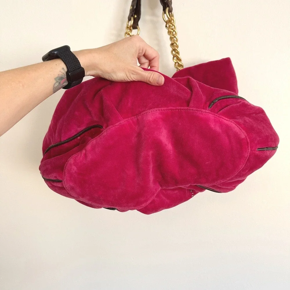VTG Juicy Couture Pink/Gold Velour Daydreamer Shoulder Bag Y2K 2010 Crest Charm